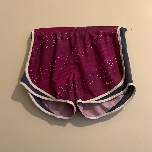 Nike Shorts - Picture 1 of 1